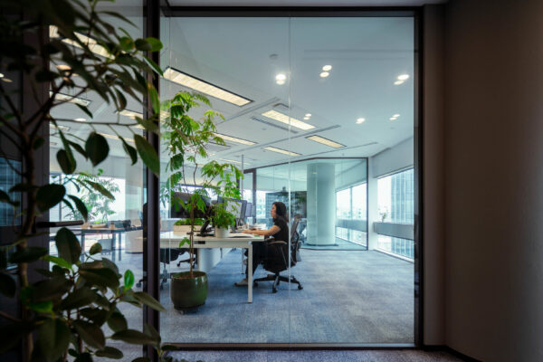 21 01 Gateway West 40