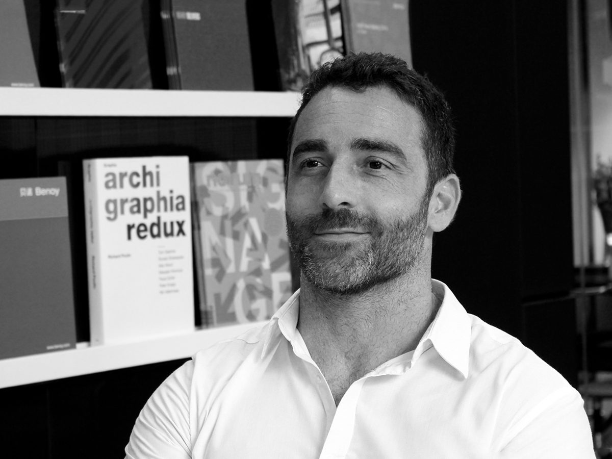 3 Javier Artacho