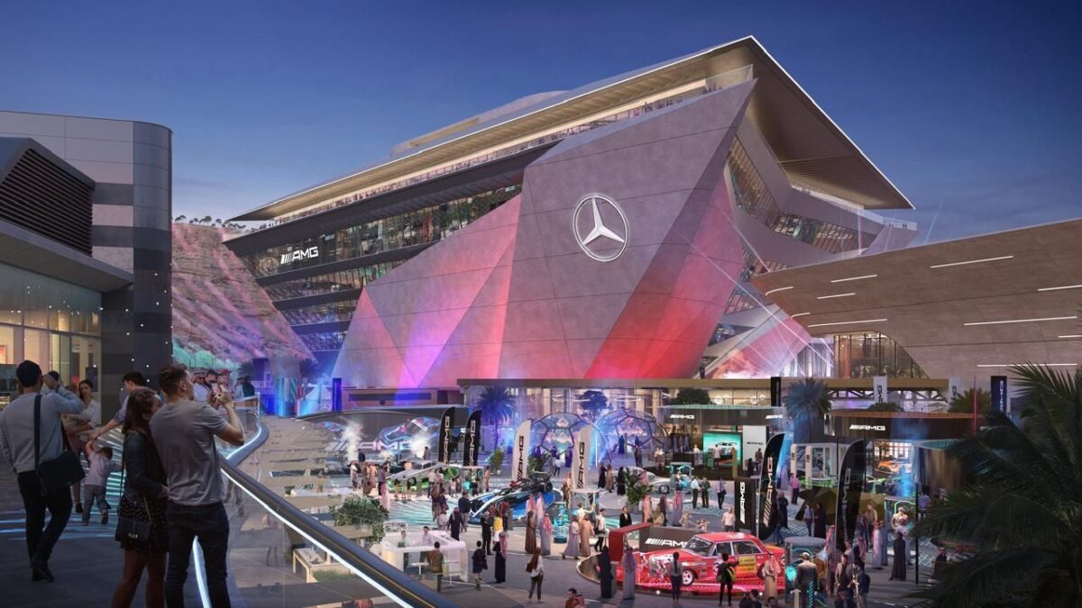 Mercedes AMG World of Performance 1